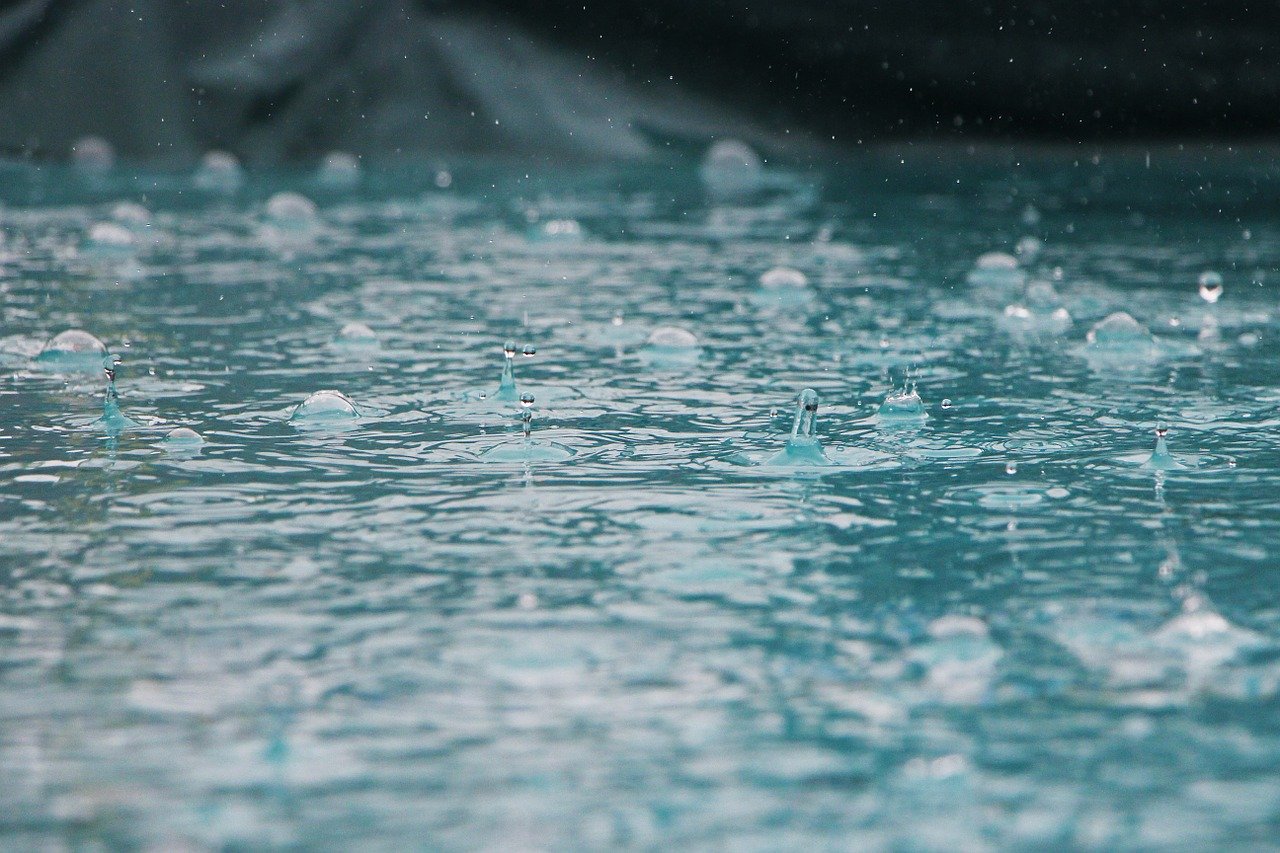 7 Ventajas por las que debes almacenar el agua de lluvia